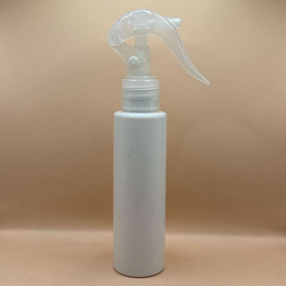 100ML PET Sleek Bottle White With 24/410 Trigger Pump Natural
